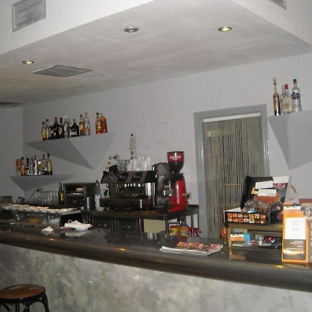 Hostal La Ponderosa Санкти-Спиритус Экстерьер фото